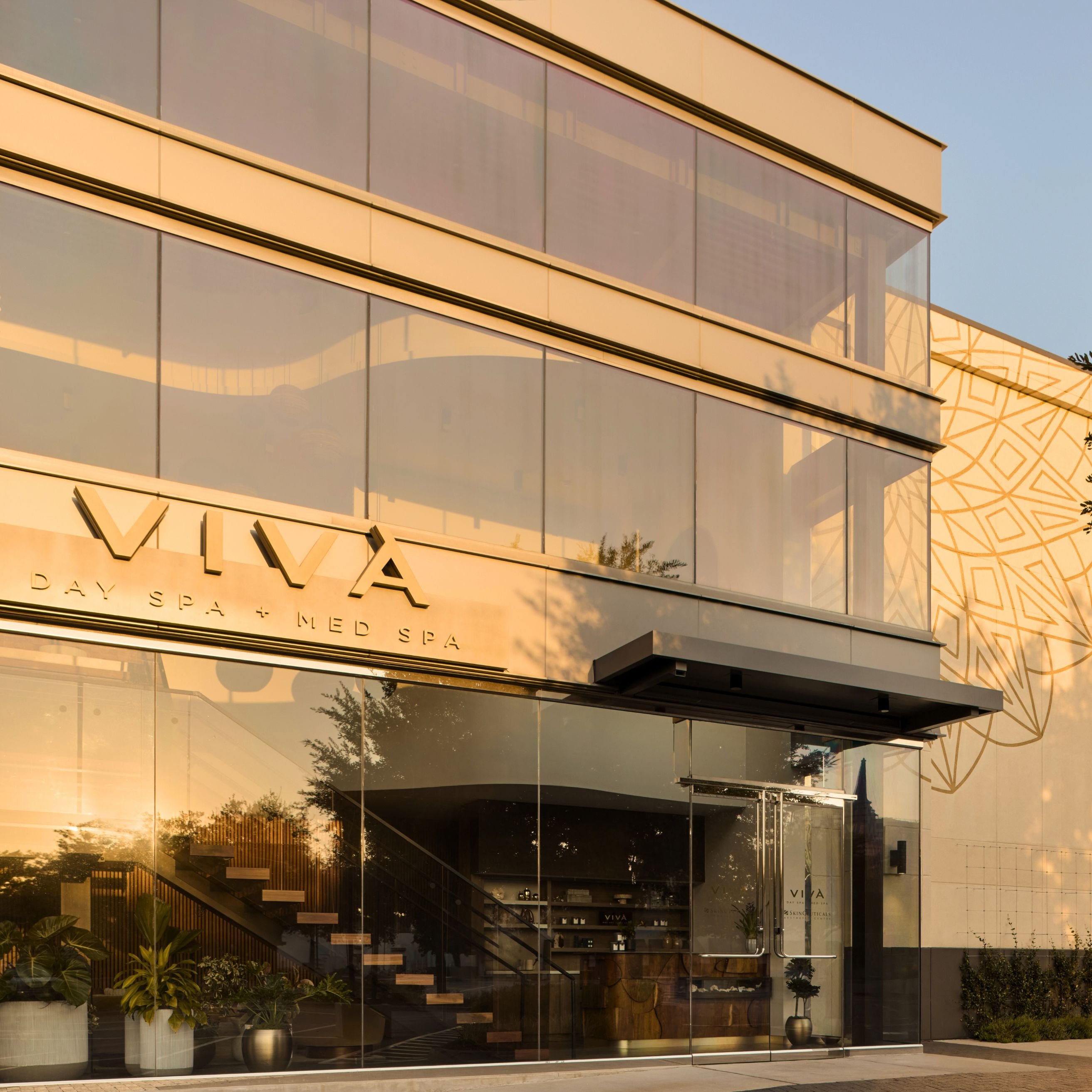 Viva Day Spa + Med Spa Exterior in The Plaza at Preston Place in Dallas, TX